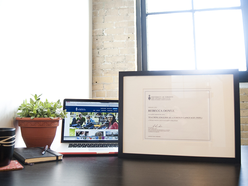 TEFL certificate and TEFL Online Course on a student's desktop